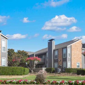 courtyard at galleria townhomes